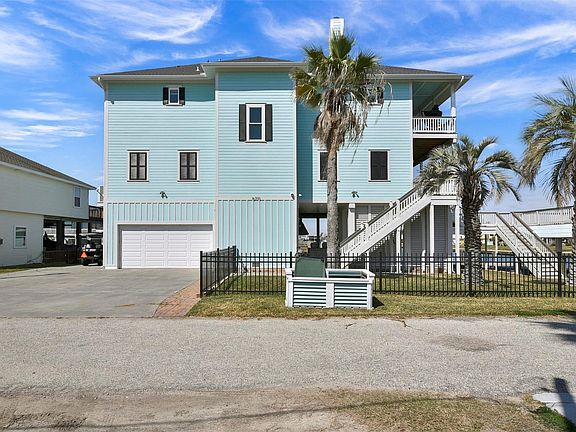 5th image of 16700 Kingston Way