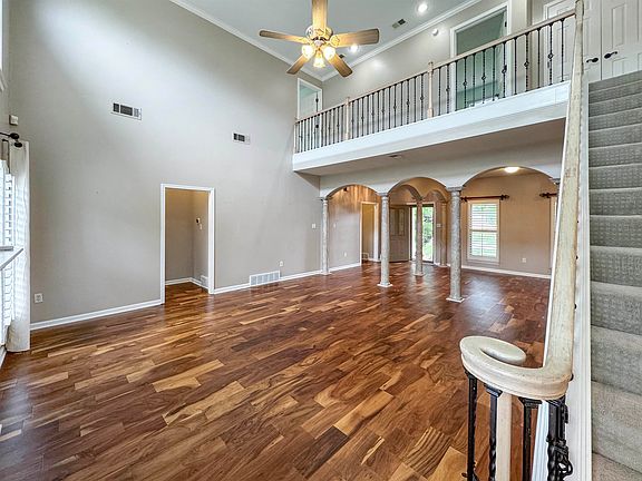 4th image of 129 Kathy Cir
