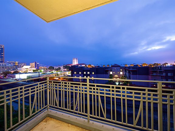 2nd image of 1750 Kettner Blvd Unit 310
