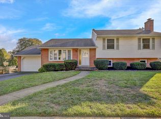 12 Craig Dr, Reading, PA 19606