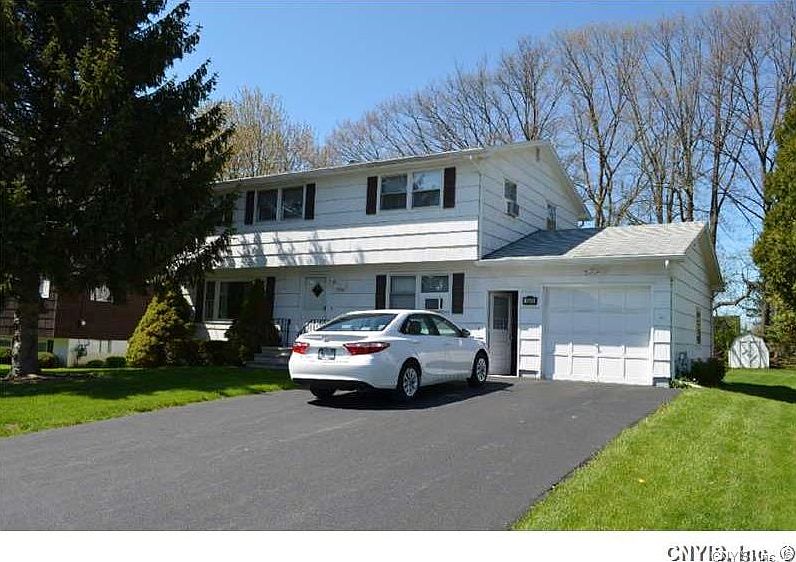 1st image of 5808 Sutton Dr