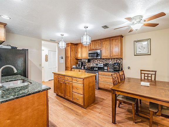 5th image of 1238 Cordoba Ct
