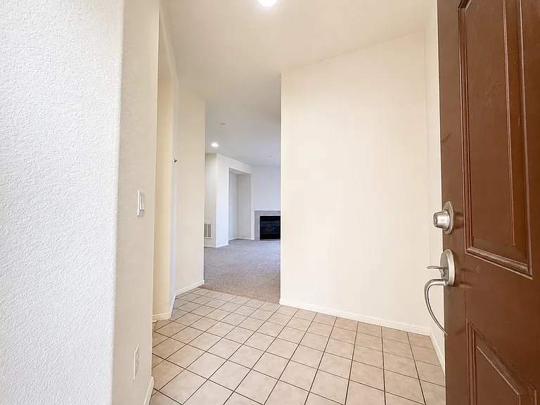 15325 Oak Tree Dr #104 — Photo 3