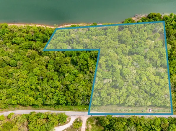 13220 Pleasure Heights Rd, Lowell, AR 72745