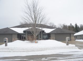 1511 28th St SW, Austin, MN 55912