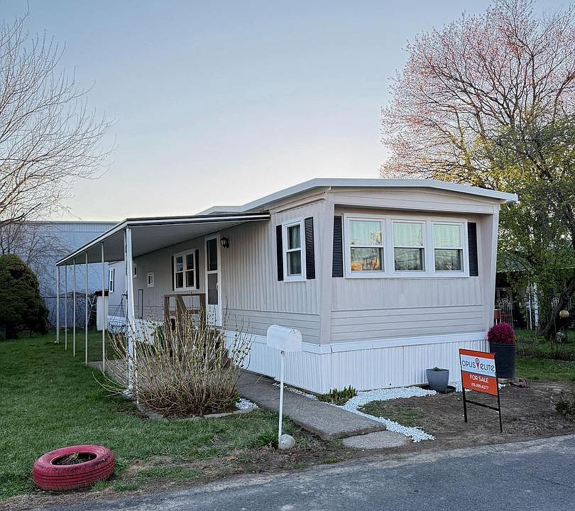 1st image of 111 Hoover Dr