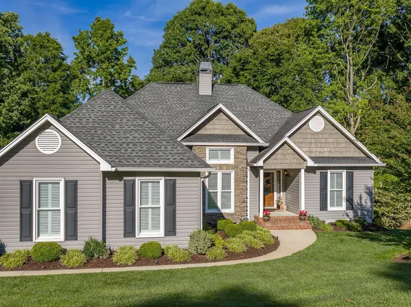 204 Torrey Ct, Simpsonville, SC 29680