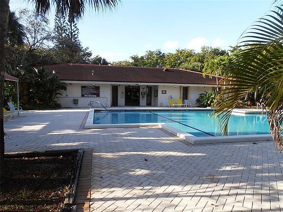 3rd image of 5550 NW 44th St APT 217