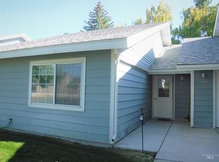 311 6th St, Filer, ID 83328