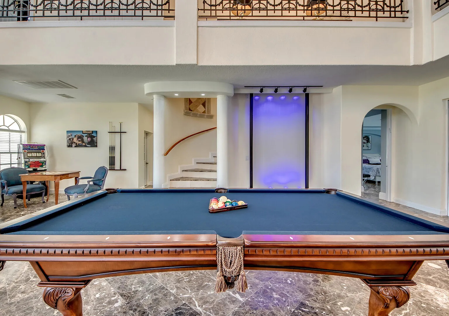 Golden Globe - luxury on the canal with pool/spa — Photo 2