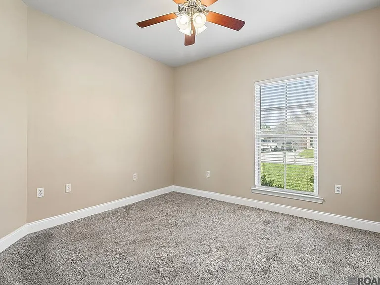 11176 Merlo Dr — Photo 10