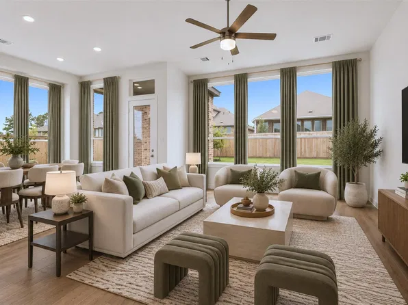 27120 Wrangler Way Dr, Montgomery, TX 77316