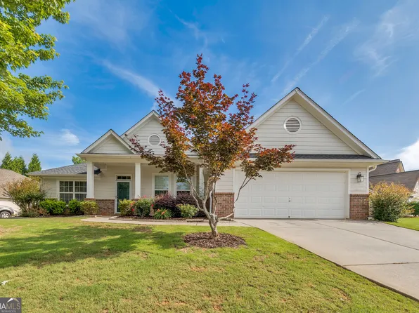 124 Cedar Mill Dr, Dallas, GA 30132