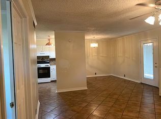 8240 Governor Dr APT 1, Baton Rouge, LA 70820
