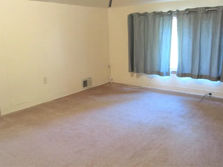 2421 Beechwood Blvd #2421D — Photo 22