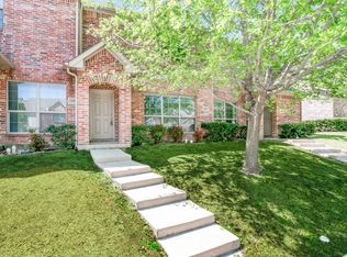 2357 Homewood Ln, Grand Prairie, TX 75050
