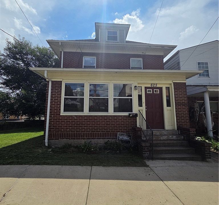 1st image of 625 2nd St