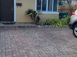 624 SW 34th Ave, Miami, FL 33135