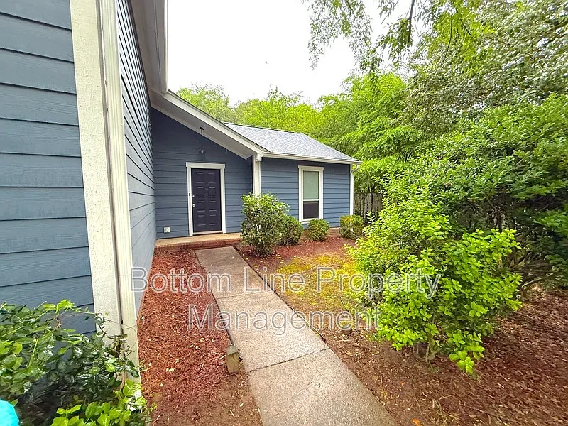 Building Photo - 11824 Larkridge Ct