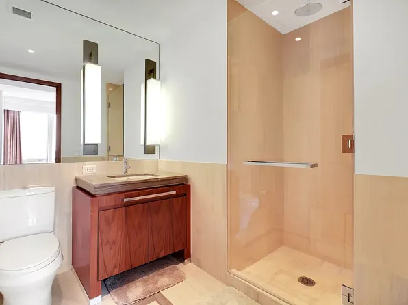 400 Fifth Avenue image 13 of 17