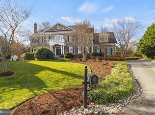 8616 White Post Ct, Potomac, MD 20854