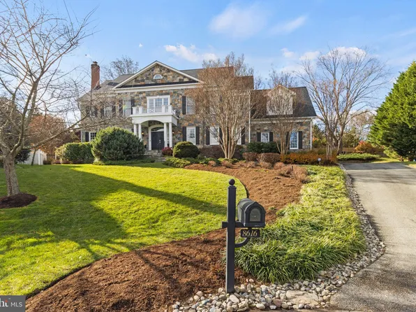 8616 White Post Ct, Potomac, MD 20854