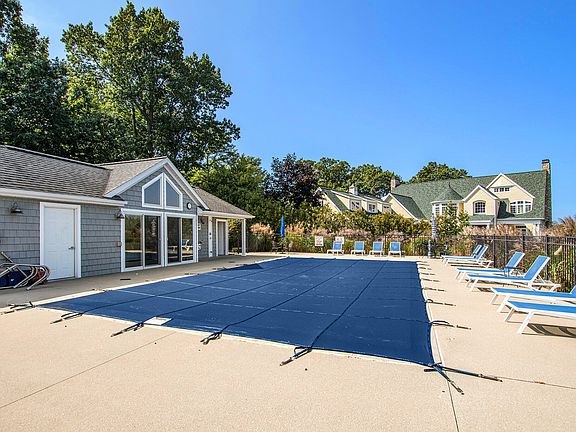 5th image of 7259 Beverly Dr