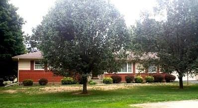 1st image of 134 Sherwood Dr