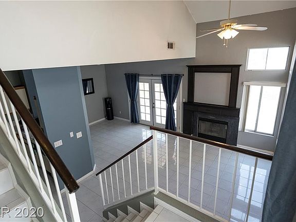 4th image of 537 Meadbury Dr