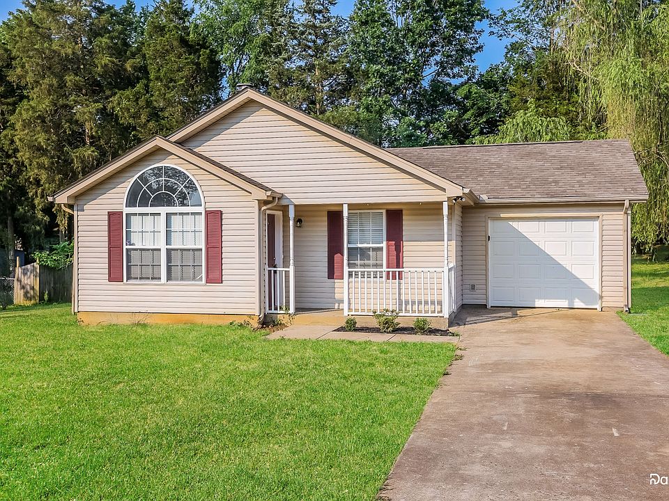 1st image of 865 Lavergne Ln