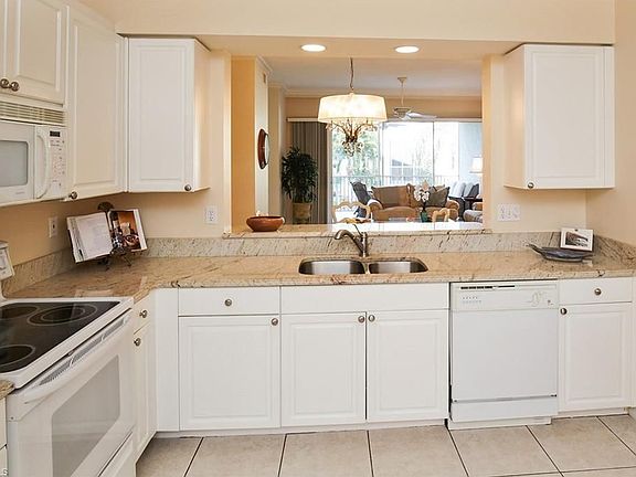 4th image of 837 Sailaway Ln APT 103