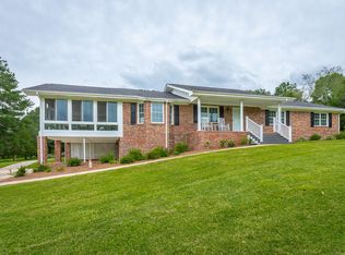 2213 Garretts Chapel Rd, Chickamauga, GA 30707