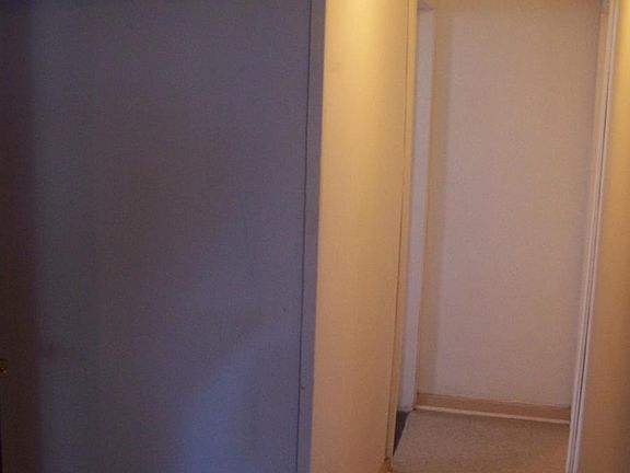 3rd image of 2 Maryland Ave #5R