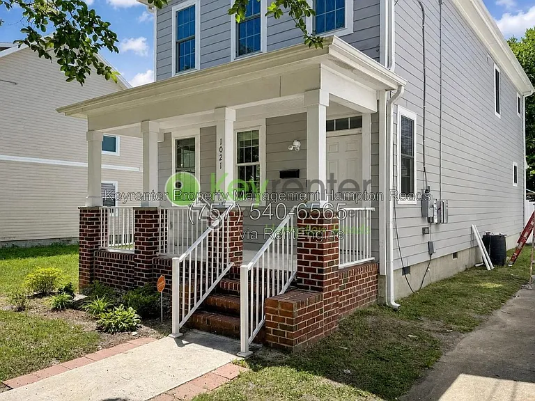 1021 Billings St — Photo 1