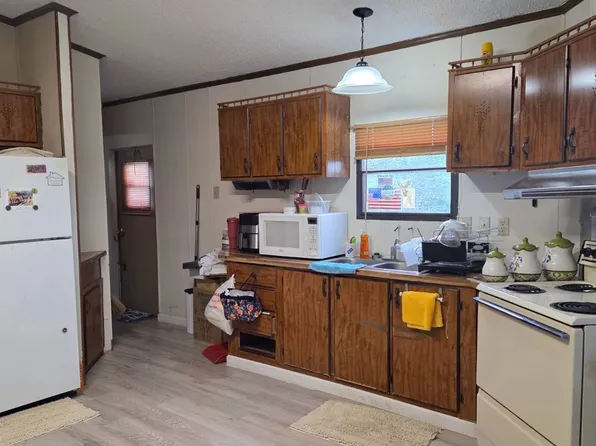 107 Rex Aire Ct, Arnold, MO 63010