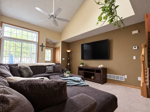 14211 Xenon St NW #23NW, Anoka, MN 55303