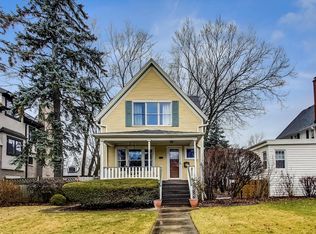 526 S Prospect Ave, Park Ridge, IL 60068