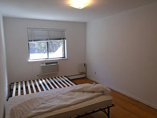 Rented by 18 REALTY | media 44