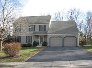 26 Quarry Dr, Millersville, PA 17551