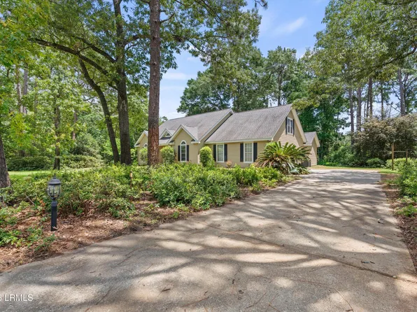 130 Francis Marion Cir, Beaufort, SC 29907