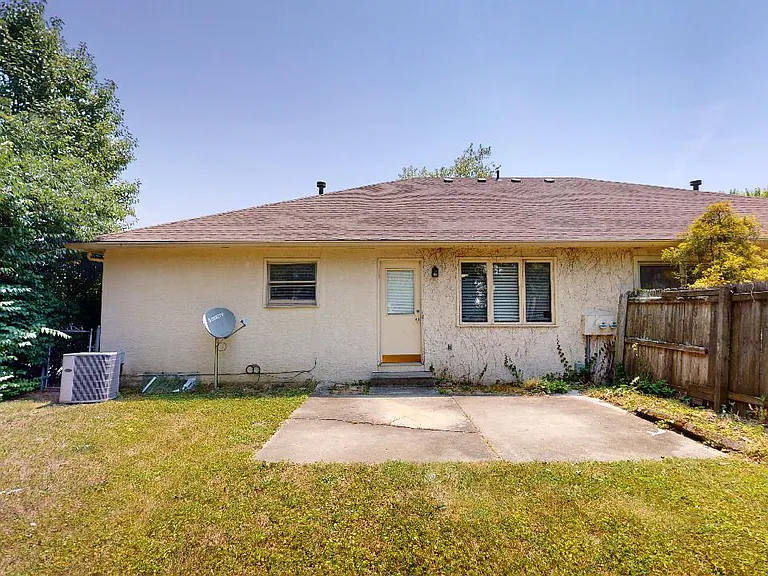 5483 Archway Dr — Photo 30
