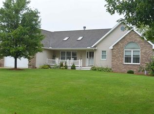 125 Remington Dr, Spring Arbor, MI 49283
