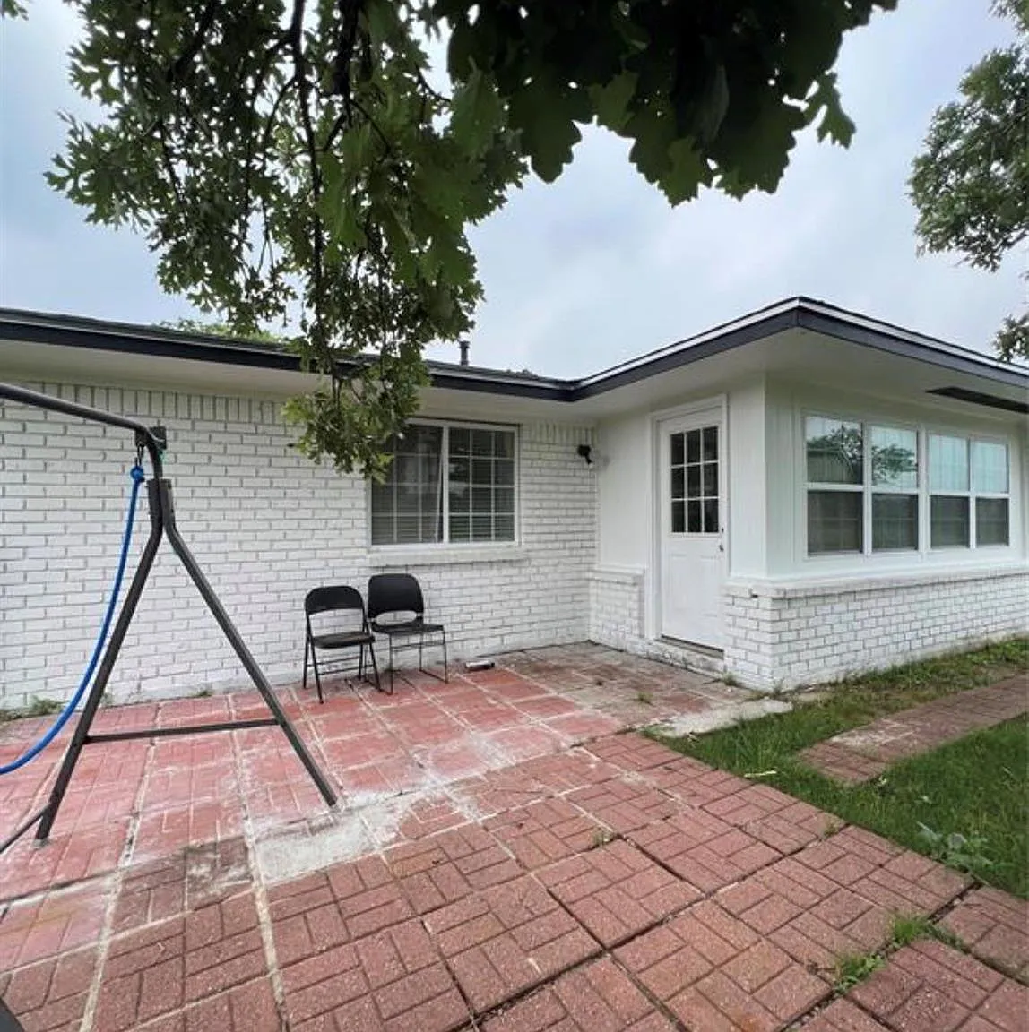2 bed, 2.0 bath, 1122 sqft, $1,800 — Photo 4
