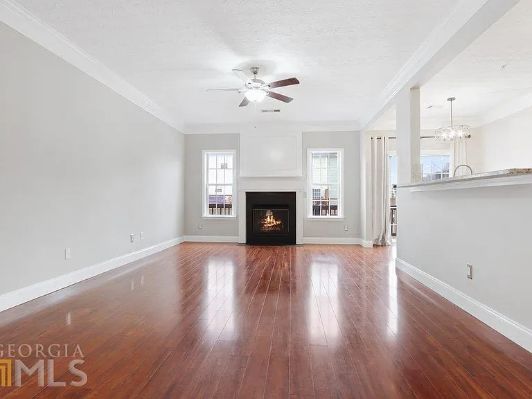 512 Blossom Way — Photo 6