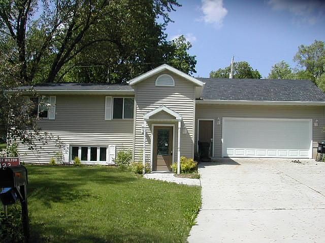 1st image of 1323 E Road Six