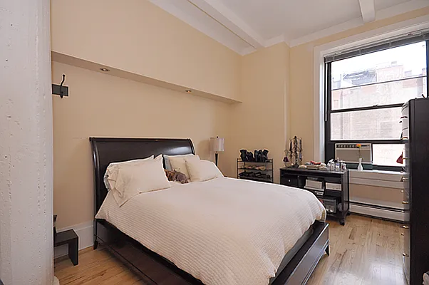 Sold by KG & Company | media 21