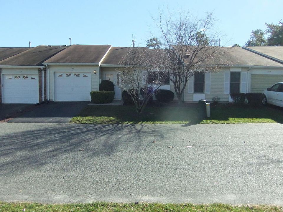 1st image of 172 Gayle Ct #1000