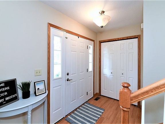 5th image of 5216 Monroe Sq E