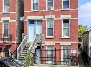 458 W 28th Pl APT 2R, Chicago, IL 60616