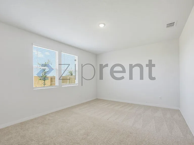 4750 Sahara Valleys — Photo 9